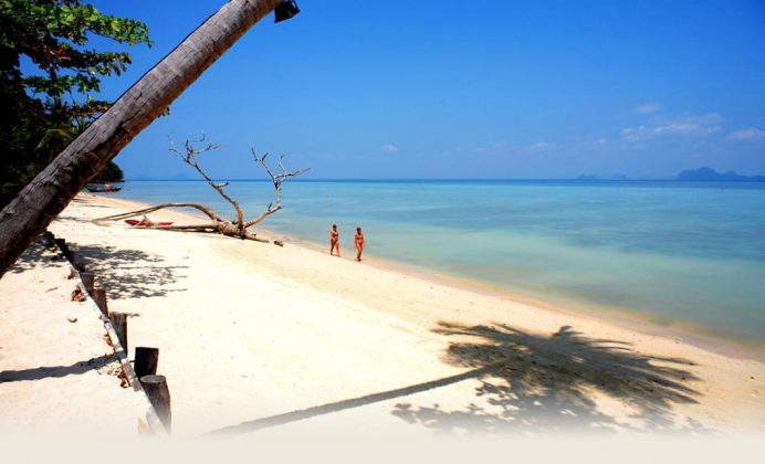 koh ngai island trang thailand review guide accommodation weather how to get (1)