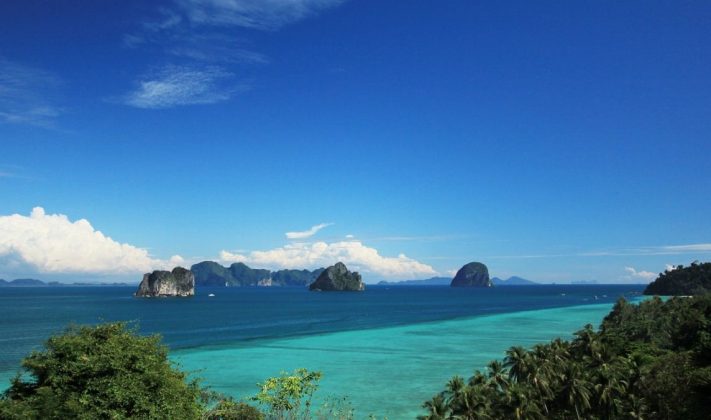 koh ngai island trang thailand review guide accommodation weather how to get (1)