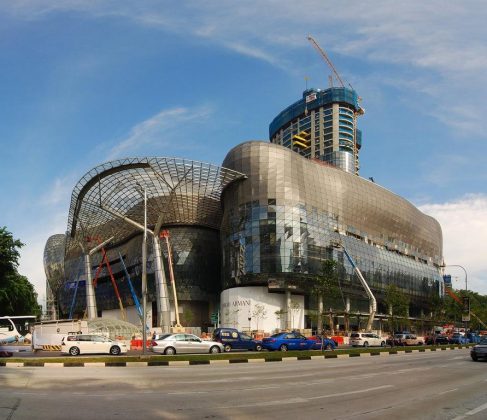 singapore shopphing mall ion orchard