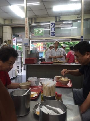 yonghe soy milk king taipei taiwanese soy milk breafast (20)