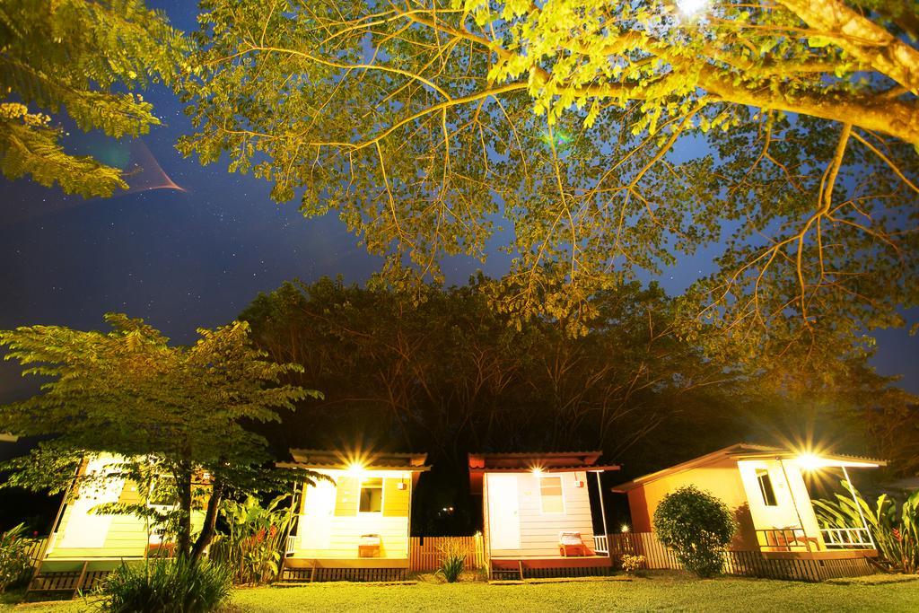 Baan riverside resort-pai-thailand