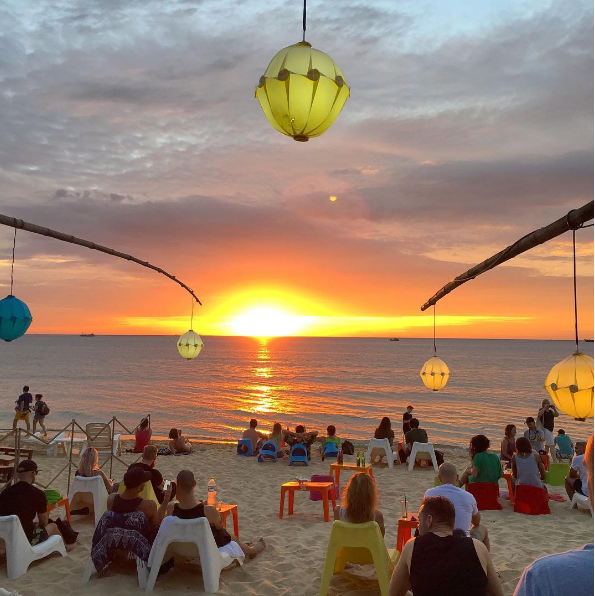 rorys beach bar phu quoc (8)