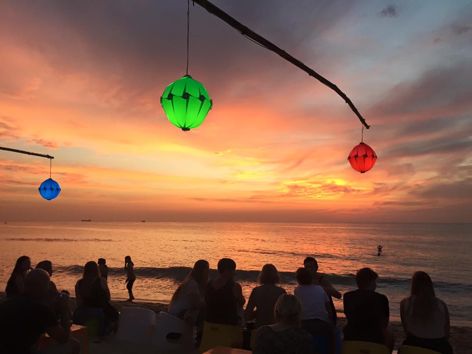 rory's beach bar phu quoc kien giang vietnam (1)