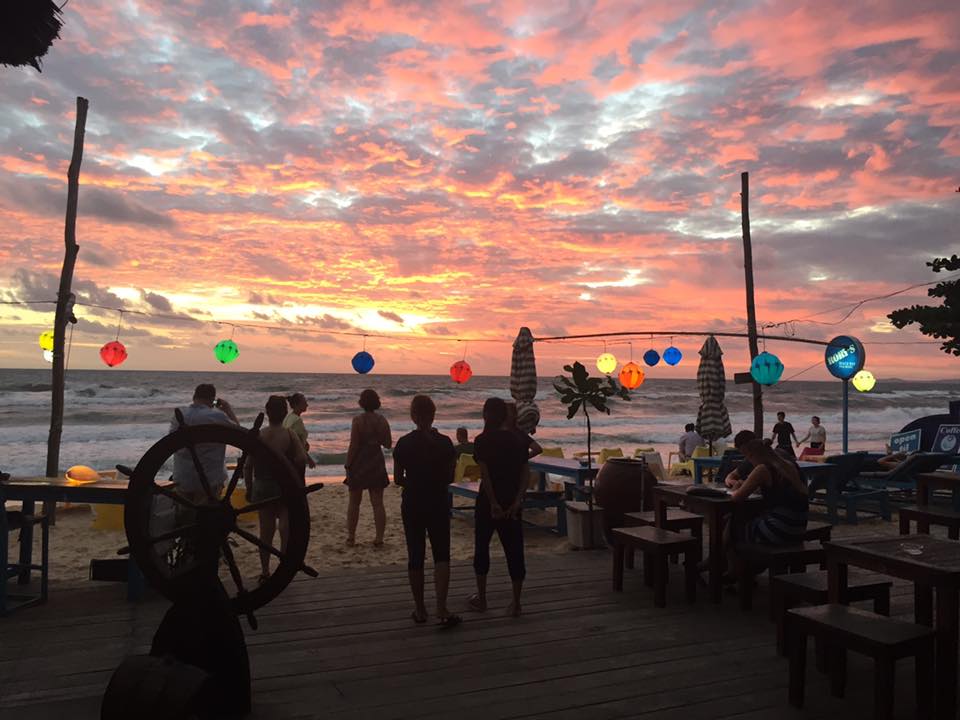 rory's beach bar phu quoc kien giang vietnam (1)