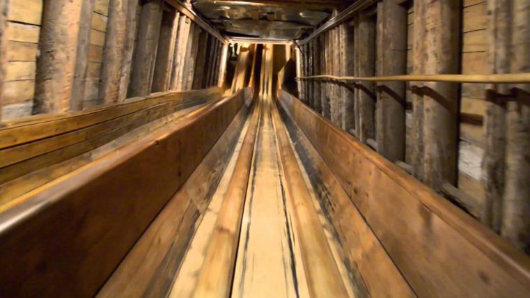 Hallstatt salt mines (1)