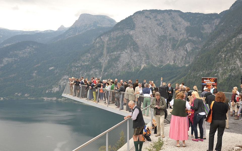 hallstatt skywalk (1)