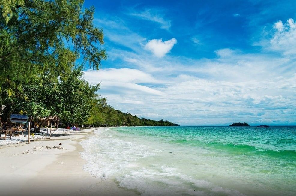southwest beach koh rong island cambodia 3