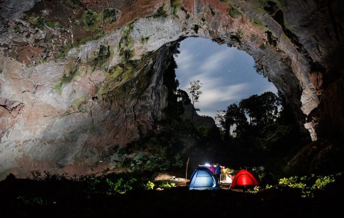 camping in son doong cave camping in son doong cave