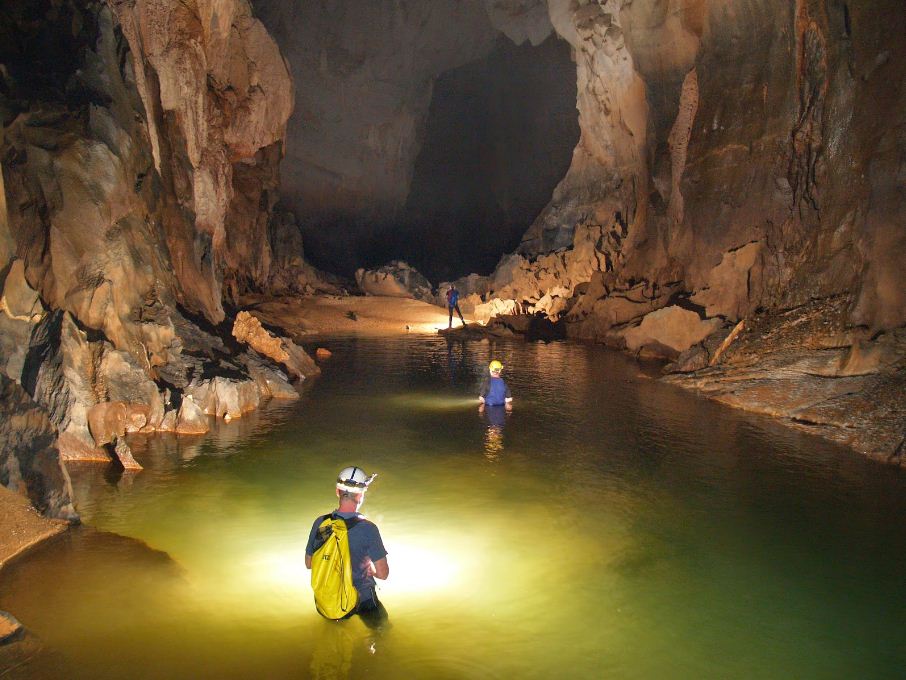 hang toi dark cave quang binh (1)