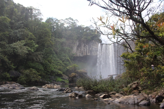 Hang En Waterfall K50 Waterfall kon chu rang gia lai vietnam (7) Hang En Waterfall K50 Waterfall kon chu rang gia lai vietnam (1)