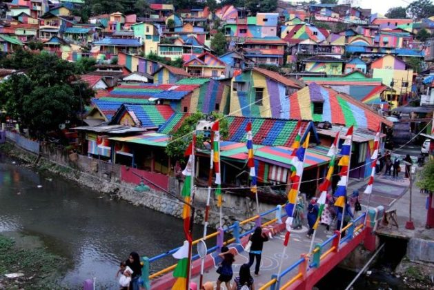 kampung pelangi indonesia (1)