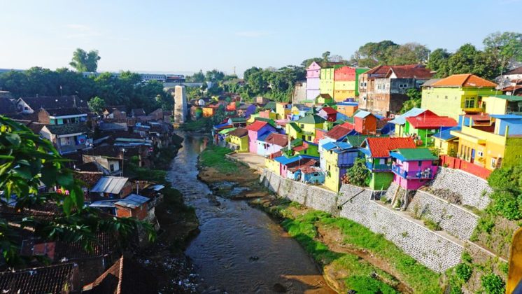 kampung pelangi indonesia (1)