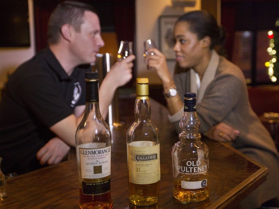 whiskey montreal bar 2