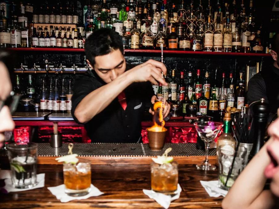 whiskey montreal bar