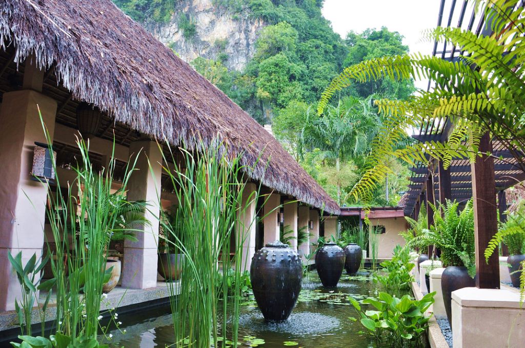 banjaran hot spring honeymoon malaysia (1)