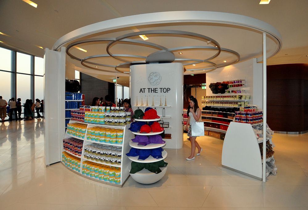 burj khalifa gift shop (1)