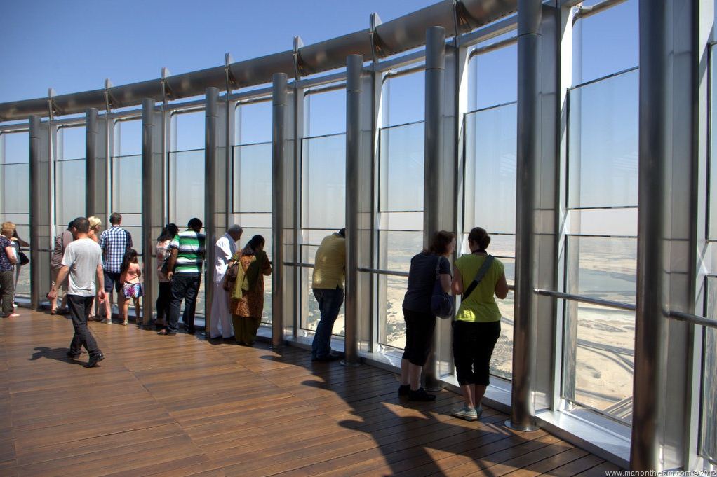 Burj Khalifa observation deck. dubai travel blog