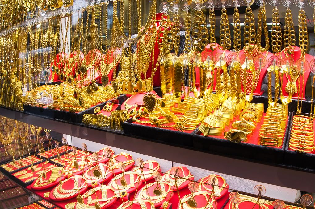 dubai deira gold souk market (1)