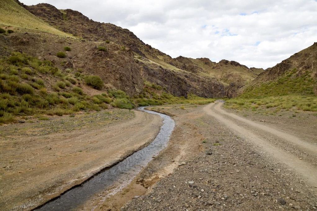 gobi desert spring 3