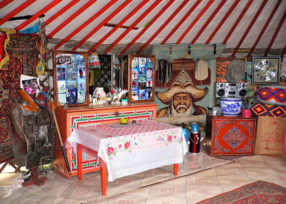 mongolia-yurt 3r