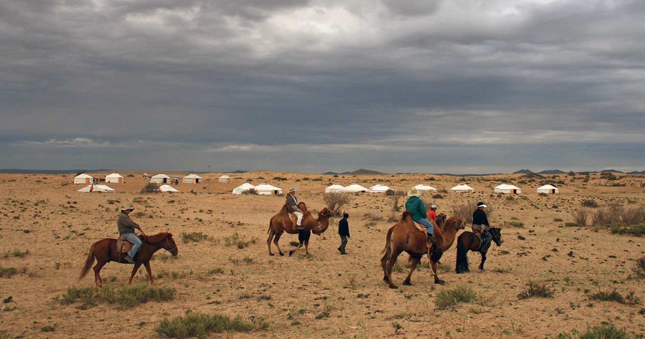 riding gobi desert 2