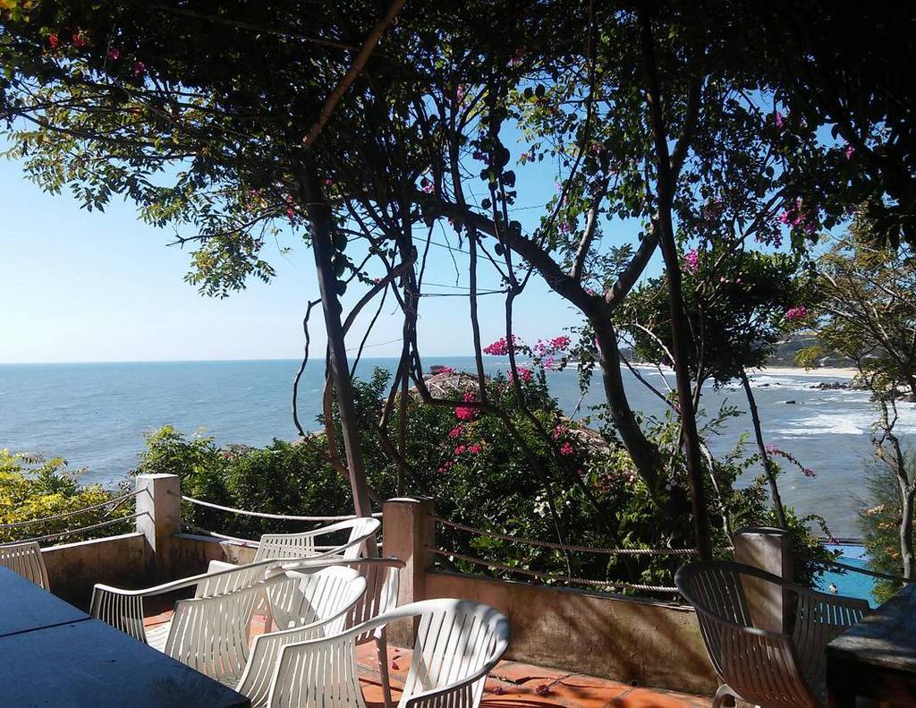 rock water bay beach resort and spa - paradise in phan thiet (25)