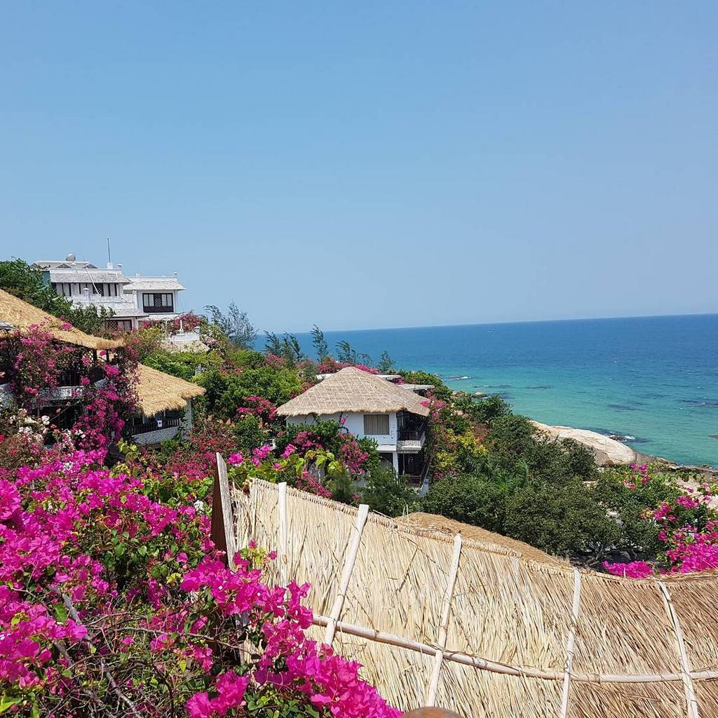 rock water bay beach resort and spa - paradise in phan thiet (27)