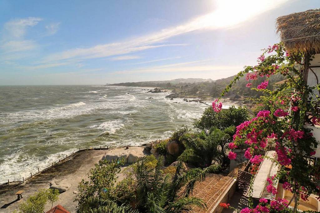 rock water bay beach resort and spa - paradise in phan thiet (9)