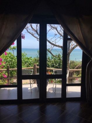 Rock Water Bay beach resort and spa phan thiet (1)