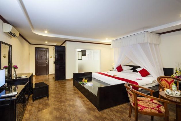 Rock Water Bay beach resort and spa phan thiet (1)