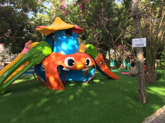 Rock Water Bay beach resort and spa phan thiet (1)
