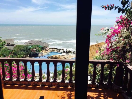 Rock Water Bay beach resort and spa phan thiet (1)