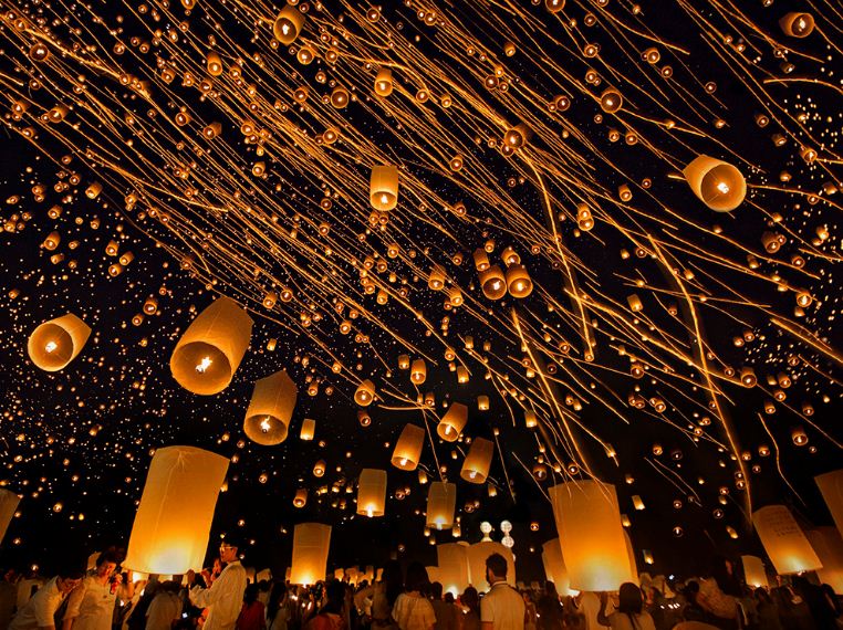 6loy krathong festival chiang mai thailand (25)