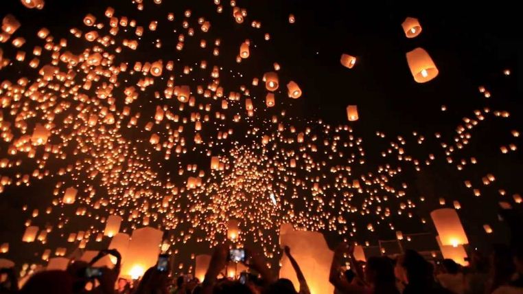 loy krathong festival chiang mai thailand (18)