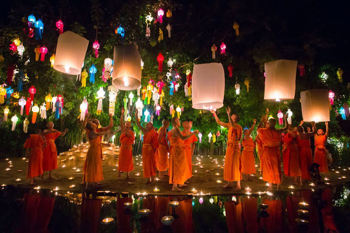 loy krathong festival chiang mai thailand (18)