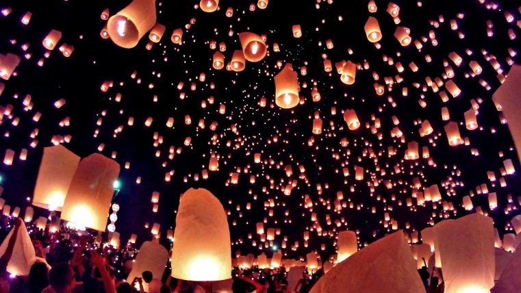 loy krathong festival chiang mai thailand (26)