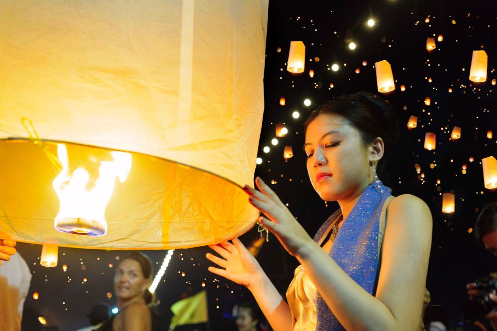 loy krathong festival chiang mai thailand (26)