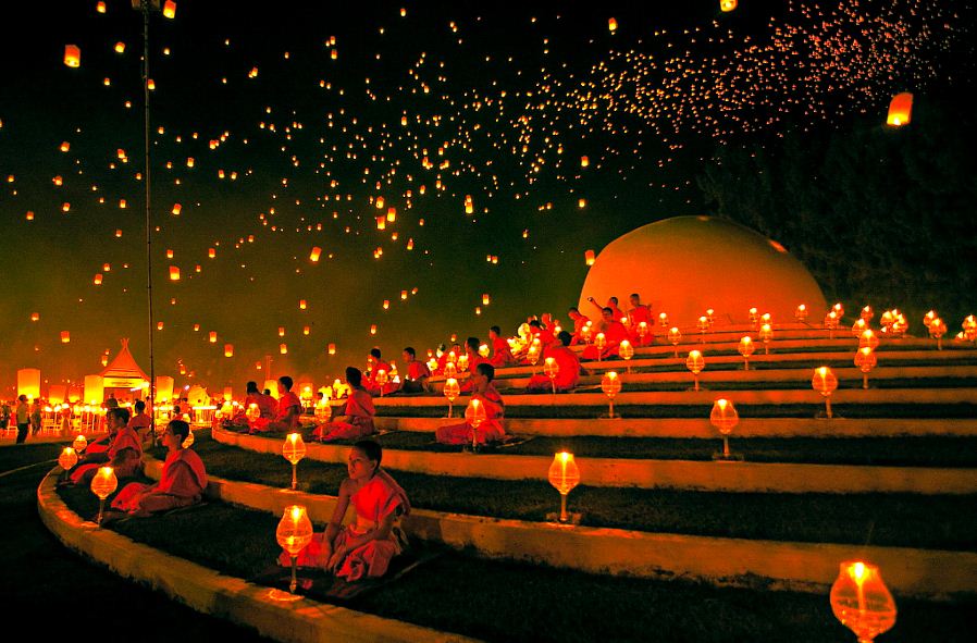 Monks pray in Loy Krathong Festival, Chiang Mai