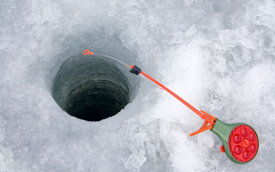 ice fishing quebec winter carnival 2017 schedule dates canada
