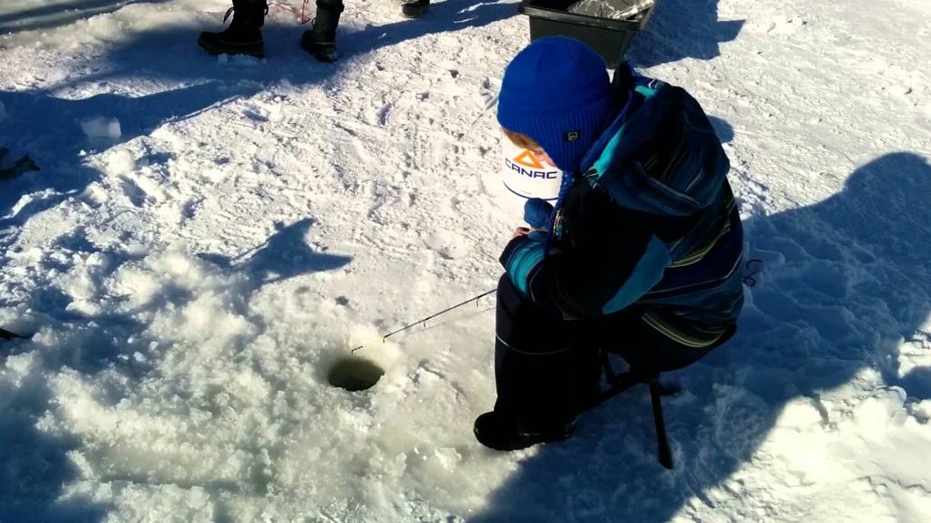 ice fishing quebec winter carnival 2017 schedule dates canada