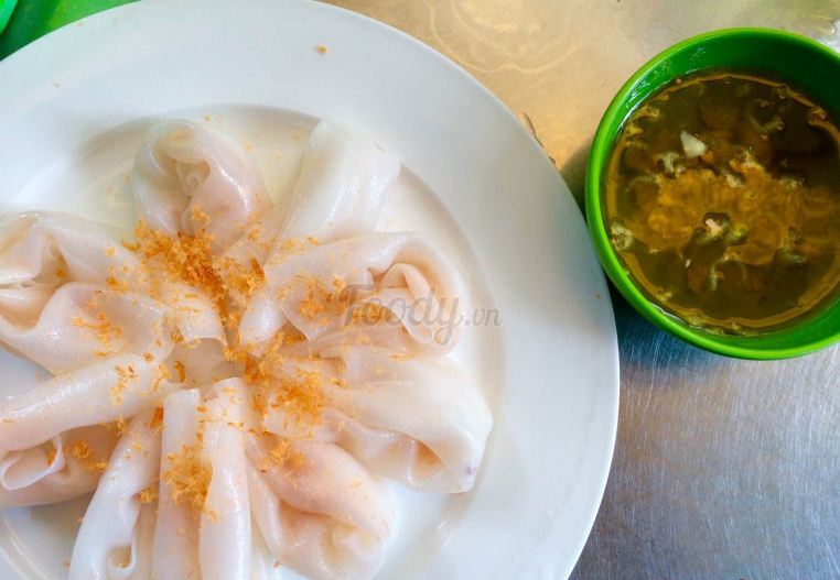 banh uot tom chay hue vietnam traditional food (1)