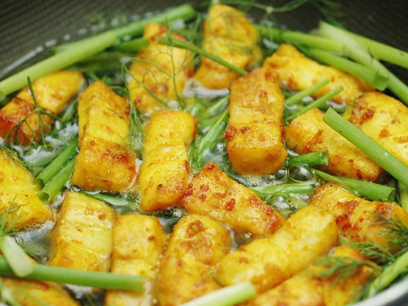 vietnam traditional food cha ca la vong la vong hanoi la vong fish ball hanoi recipe (1)