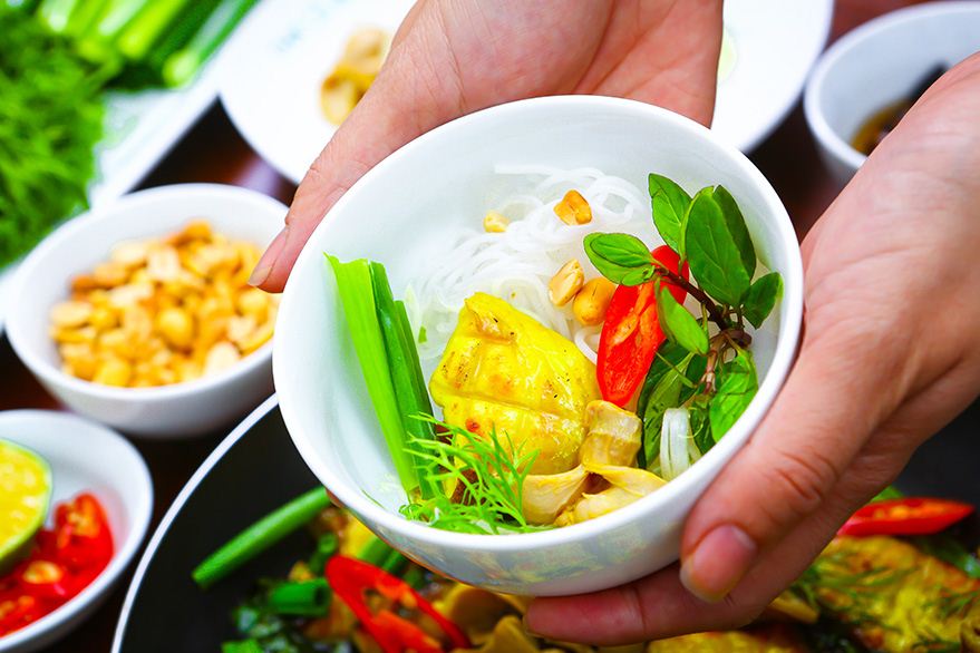 cha ca la vong la vong hanoi la vong fish ball hanoi recipe (1)