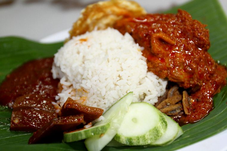 Nasi Lemak Malaysia street food around the world (1)