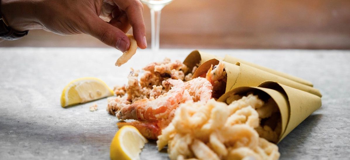Pesce Fritto Al Cono street food around the world (1)
