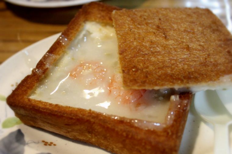 coffin bread taiwan street food around the world (1)