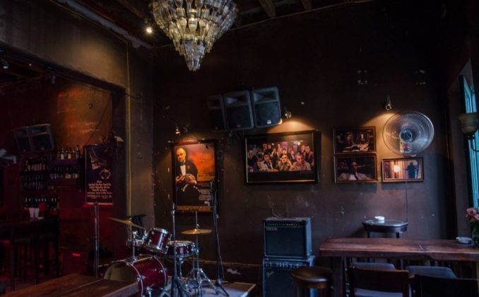 bar +84 hanoi best bars in hanoi (1)