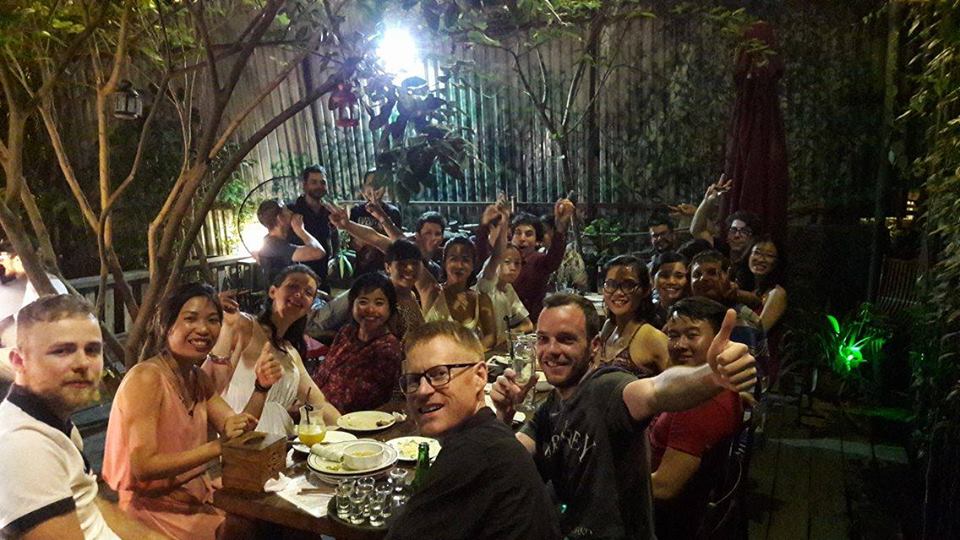 ke quan ke bar xuan dieu best bars in hanoi (1)