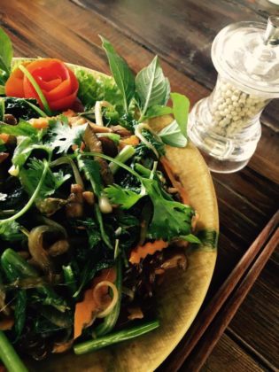 ke quan ke bar xuan dieu best bars in hanoi (1)