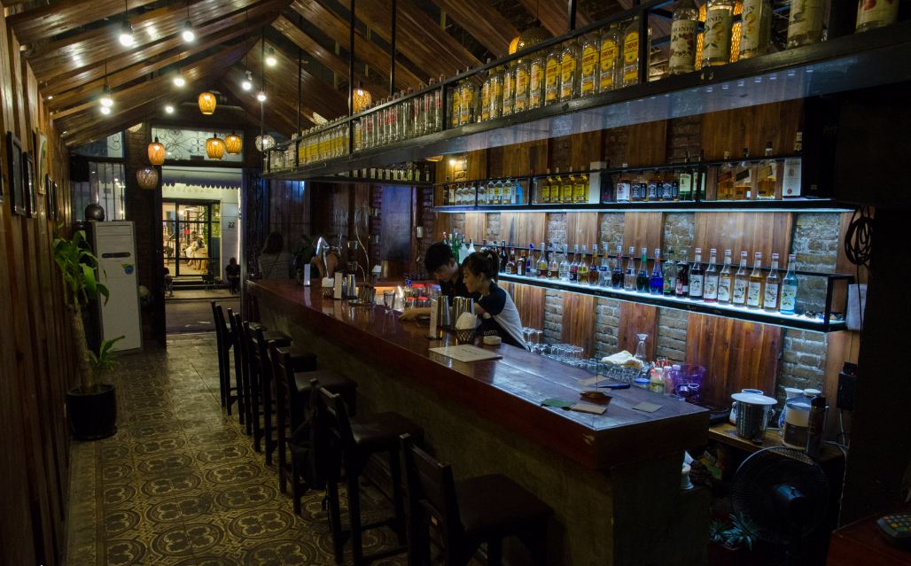mojito bar hanoi best bars in hanoi (1)